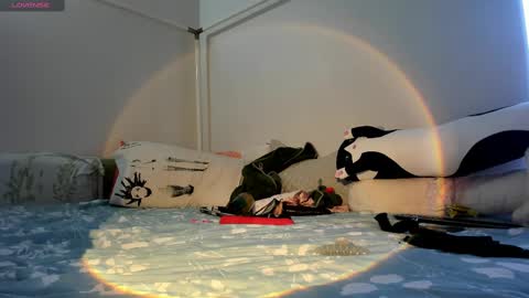 Snapshot of lustforlola chatting on 09-19-25, 01:18 LOLA online show from 09-19-25, 01:18