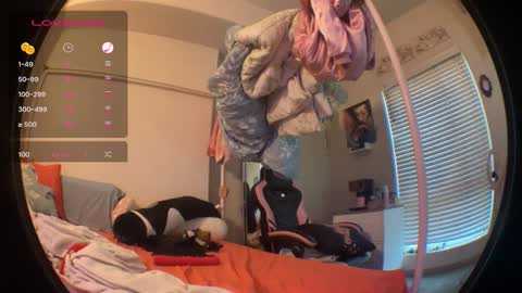 Snapshot of lustforlola chatting on 10-05-25, 01:04 LOLA online show from 10-05-25, 01:04