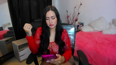 Snapshot of lustful__babe chatting on 01-28-25, 11:49 lustful__babe online show from 01-28-25, 11:49