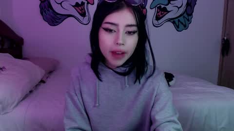 Snapshot of lustful_aprilx chatting on 12-03-24, 01:30 Valerie April online show from 12-03-24, 01:30