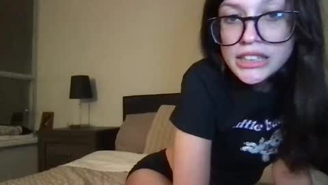 Snapshot of lustfullivxo chatting on 03-07-25, 02:46 Liv 3 online show from 03-07-25, 02:46