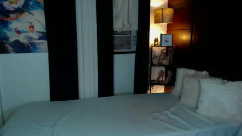 Snapshot of lustfulltrans chatting on 12-19-24, 08:34 AdriannaFowks online show from 12-19-24, 08:34