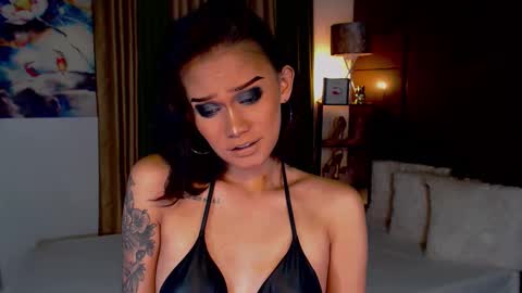 Snapshot of lustfulltrans chatting on 02-13-25, 02:45 AdriannaFowks online show from 02-13-25, 02:45