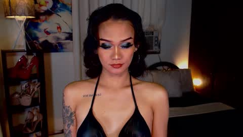 Snapshot of lustfulltrans chatting on 03-11-25, 05:49 AdriannaFowks online show from 03-11-25, 05:49