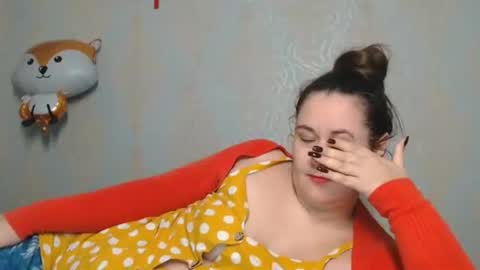 lustifulm online show from 04-23-26, 11:18