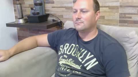 Snapshot of lustonfan chatting on 04-01-26, 01:41 lustonfan online show from 04-01-26, 01:41