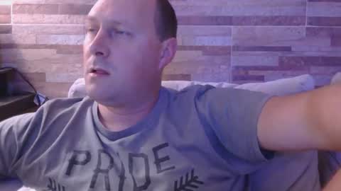 Snapshot of lustonfan chatting on 04-11-26, 08:46 lustonfan online show from 04-11-26, 08:46
