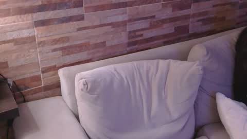 Snapshot of lustonfan chatting on 04-24-26, 02:03 lustonfan online show from 04-24-26, 02:03