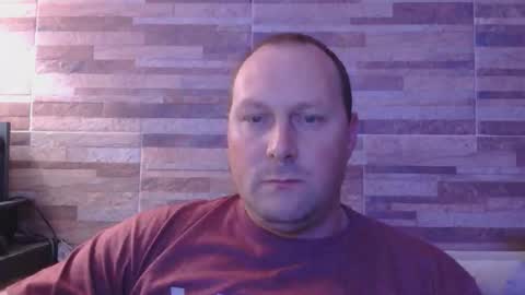 Snapshot of lustonfan chatting on 04-29-26, 02:26 lustonfan online show from 04-29-26, 02:26