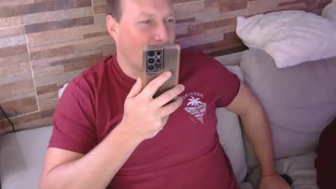 Snapshot of lustonfan chatting on 04-30-26, 02:07 lustonfan online show from 04-30-26, 02:07
