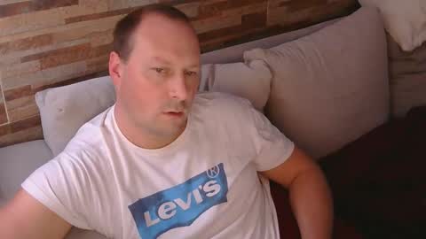 Snapshot of lustonfan chatting on 05-02-26, 08:47 lustonfan online show from 05-02-26, 08:47