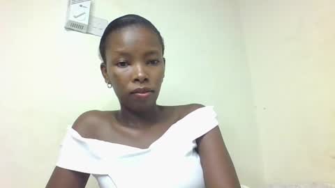 Snapshot of lustrousnerd chatting on 12-16-24, 04:02 Noreh online show from 12-16-24, 04:02