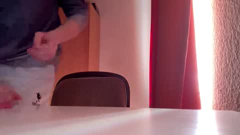 Snapshot of lustviper chatting on 10-21-25, 10:05 Nik online show from 10-21-25, 10:05