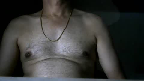 Snapshot of lustyhunk95 chatting on 06-11-26, 06:17 lustyhunk95 online show from 06-11-26, 06:17