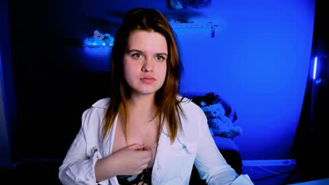 Snapshot of lusy_puff chatting on 01-15-25, 02:35 lusy_puff online show from 01-15-25, 02:35