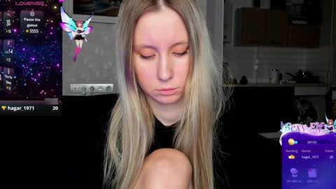 Snapshot of lusyagreenberg chatting on 01-29-25, 09:39 LusyaGreenberg online show from 01-29-25, 09:39