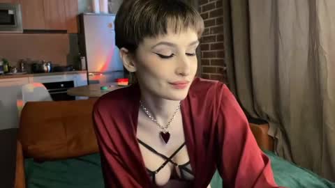 Snapshot of lusylune chatting on 02-26-25, 01:30 Luy online show from 02-26-25, 01:30