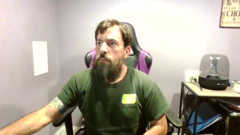 Snapshot of luv2likslit611455 chatting on 10-08-25, 07:50 Luv2likslit online show from 10-08-25, 07:50