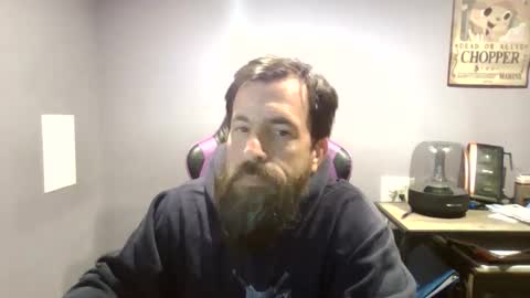 Snapshot of luv2likslit611455 chatting on 10-19-25, 08:48 Luv2likslit online show from 10-19-25, 08:48