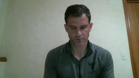 luvalonsix online show from 09-19-25, 02:02