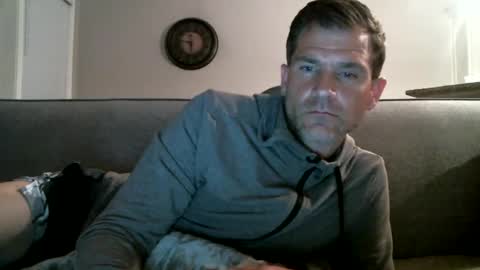luvalonsix online show from 09-24-25, 03:32