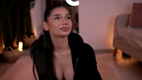 Snapshot of luvcaprice chatting on 02-20-26, 05:24 Caprice online show from 02-20-26, 05:24