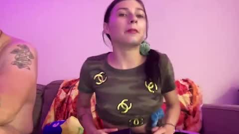 Snapshot of luvkoko chatting on 09-30-25, 08:52 luvkoko online show from 09-30-25, 08:52