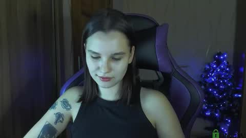 Snapshot of luvmeeow chatting on 12-08-24, 06:01 Ann  online show from 12-08-24, 06:01