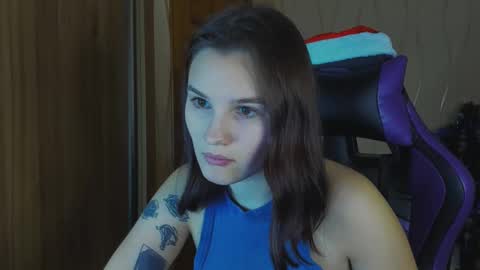 Snapshot of luvmeeow chatting on 12-22-24, 08:03 Ann  online show from 12-22-24, 08:03