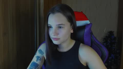 Snapshot of luvmeeow chatting on 12-28-24, 08:25 Ann  online show from 12-28-24, 08:25