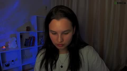 Snapshot of luvmeeow chatting on 09-11-25, 09:15 Ann  online show from 09-11-25, 09:15