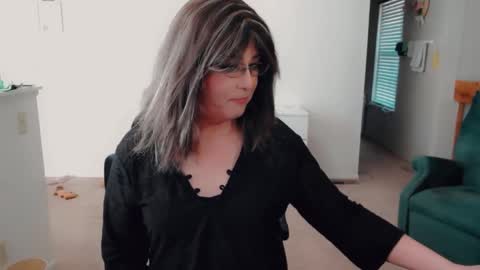 Britney online show from 02-01-26, 07:01