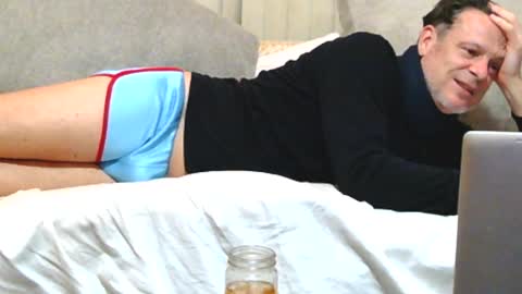 Snapshot of luvthecam2 chatting on 01-01-25, 02:51 M Jordan online show from 01-01-25, 02:51