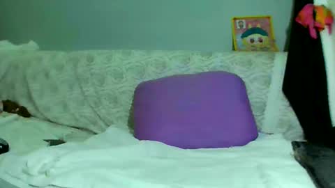 Bee Bee online show from 03-05-25, 04:56