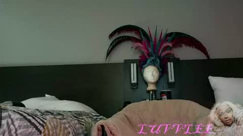 luvvlee online show from 06-21-26, 11:18