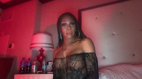 luvvlee online show from 07-10-26, 10:01