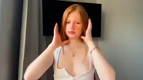 Snapshot of lux_angel chatting on 07-01-26, 12:23 lux_angel online show from 07-01-26, 12:23