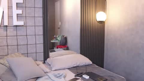 Luxa  online show from 04-02-26, 02:15