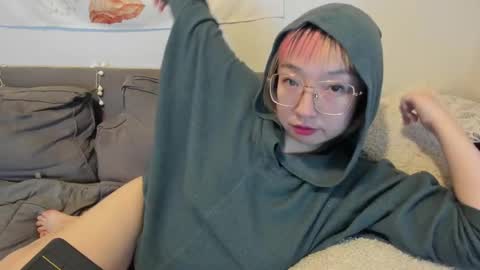 LuxGray online show from 12-21-24, 02:19