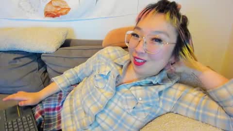 LuxGray online show from 01-12-25, 02:35