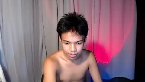Snapshot of luxirfy_xx chatting on 07-13-26, 05:05 luxirfy online show from 07-13-26, 05:05