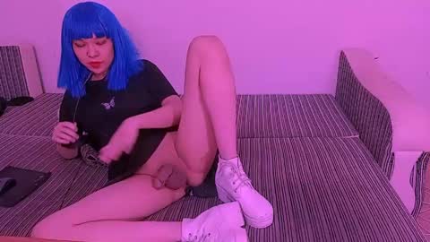Snapshot of luxmelys chatting on 04-21-26, 05:36 LuxMelys online show from 04-21-26, 05:36