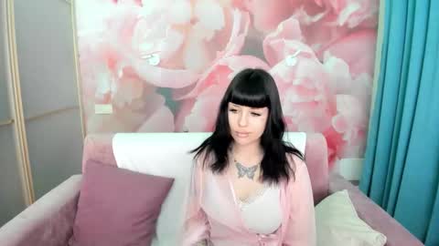 Snapshot of luxsiren chatting on 03-16-26, 02:50 LuxSiren online show from 03-16-26, 02:50