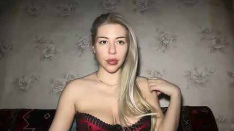 LuxSonyaStar online show from 02-09-26, 01:15