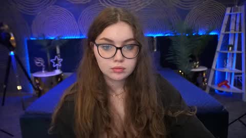 luxsopphia_ online show from 09-27-25, 05:45