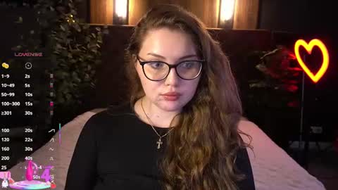 luxsopphia_ online show from 06-14-26, 12:40