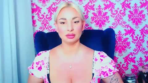 Luxuriaa online show from 08-03-26, 03:38