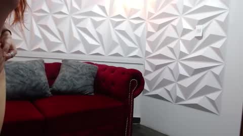 Luxury online show from 12-03-25, 06:39