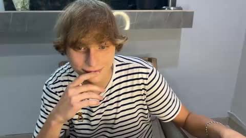 luxury_bob online show from 03-06-26, 06:04