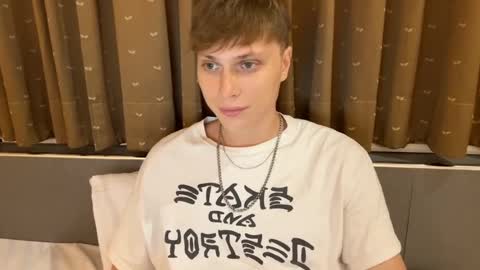 Snapshot of luxury_bob chatting on 04-03-26, 11:03 luxury_bob online show from 04-03-26, 11:03